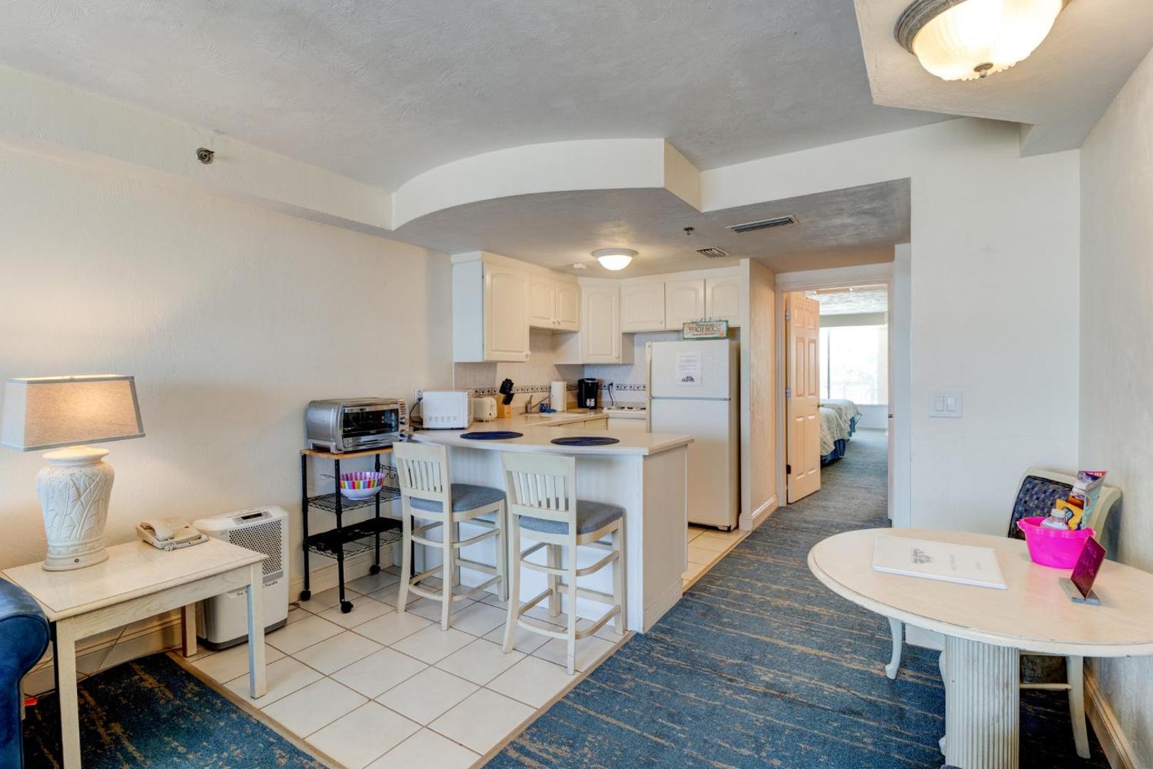 Fotografie 5: Oceanfront with Kitchen and Wifi Sleeps 6