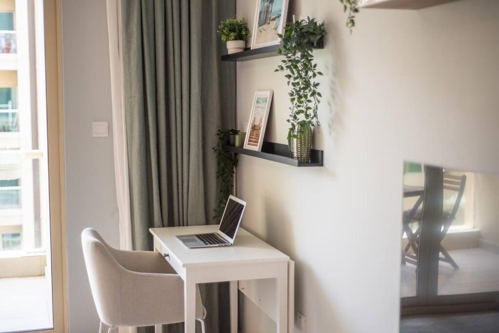 Fotografie 3: Central studio in The Greens 10min to MetroStation