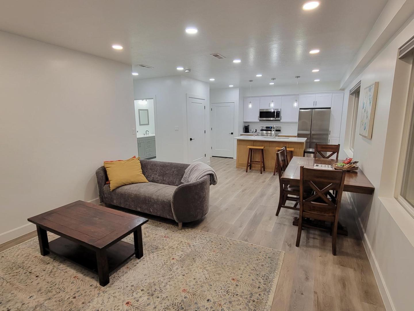 Spacious & Modern Apartment, close to Universities and Mountainsの写真4