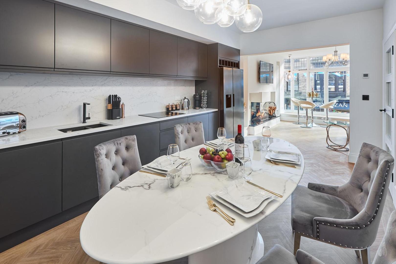 Fotografie 2: Host & Stay - Oxford House