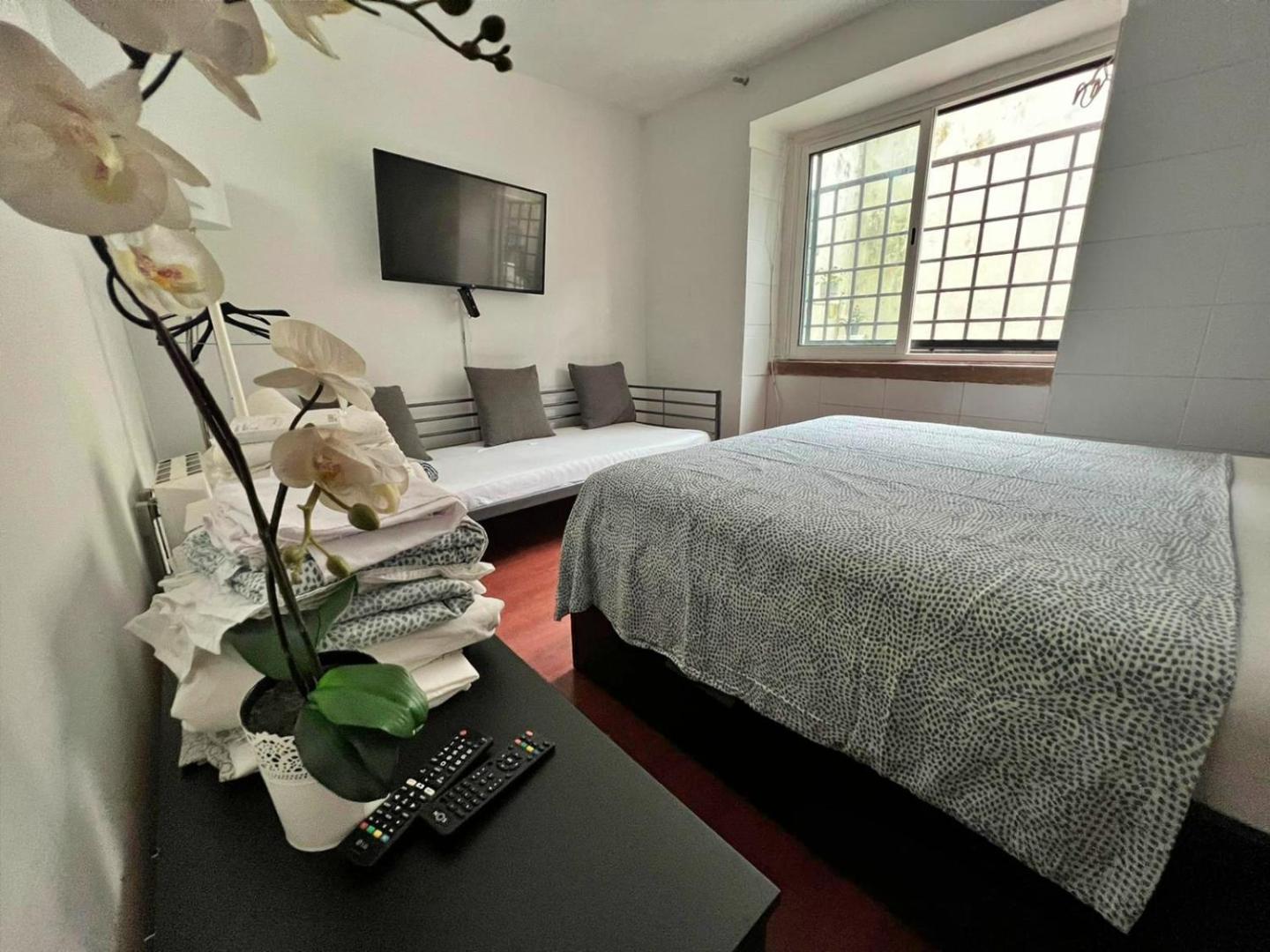 Foto 2: Room in Queluz 11 minutes from Lisbon