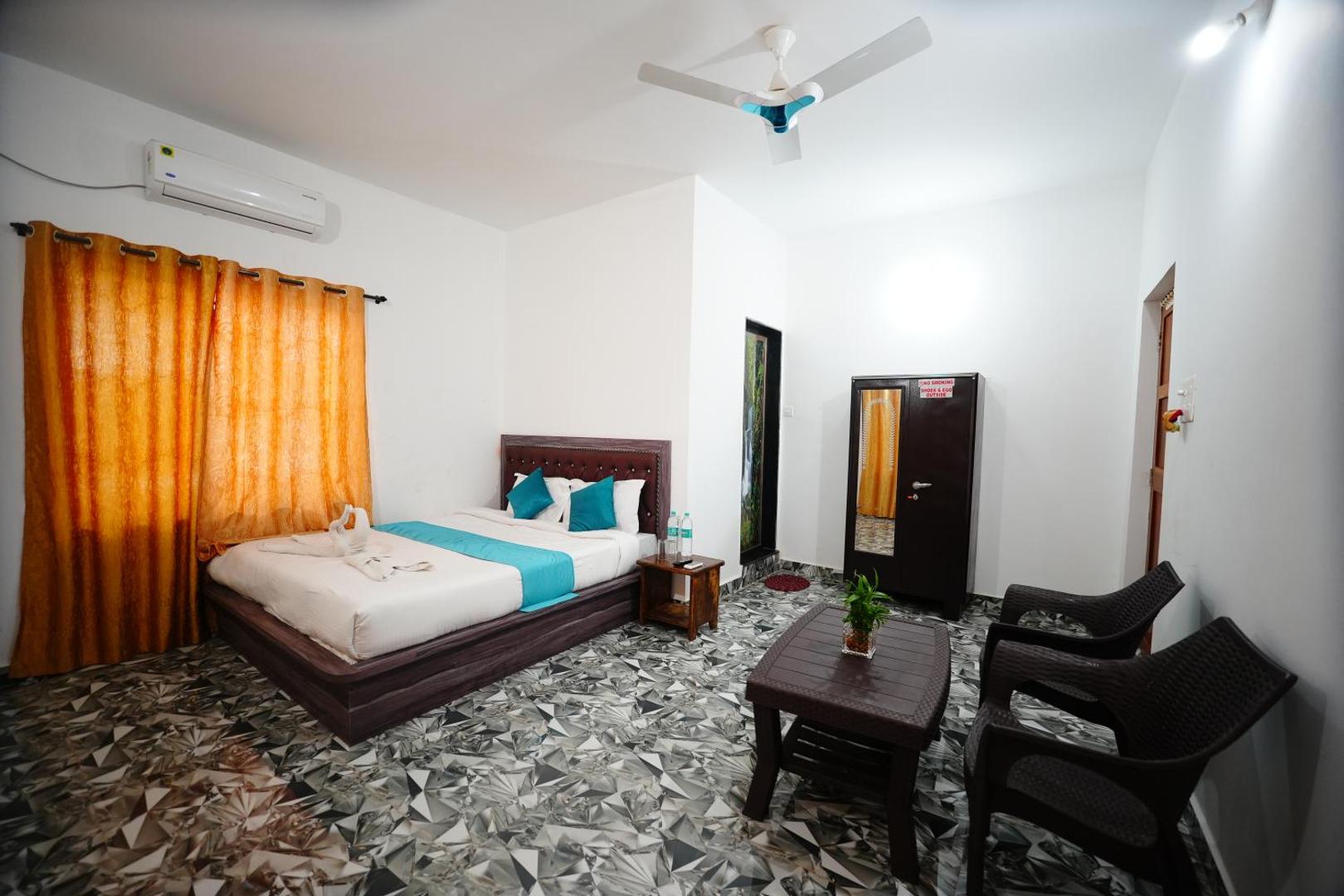 Φωτογραφία 9: Sunset & Waves Resort, Mandrem Beach
