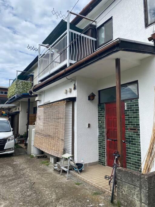 Zdjęcie 5: 江ノ島に近い富士山も眺めるまるまる貸切一軒家ーーー湘南の丘のヴィラ