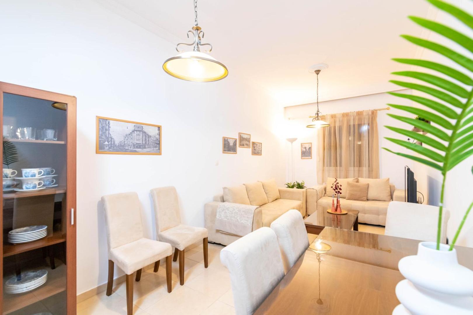 Фотография 8: F & B Collection - 2 Bedroom Flat