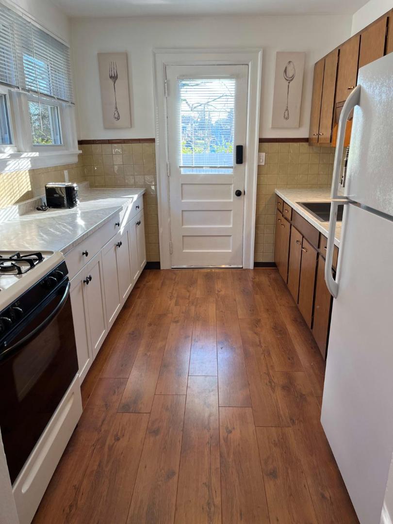 Billede 3: Hunter #1, Private One Bed near Xavier & Downtown