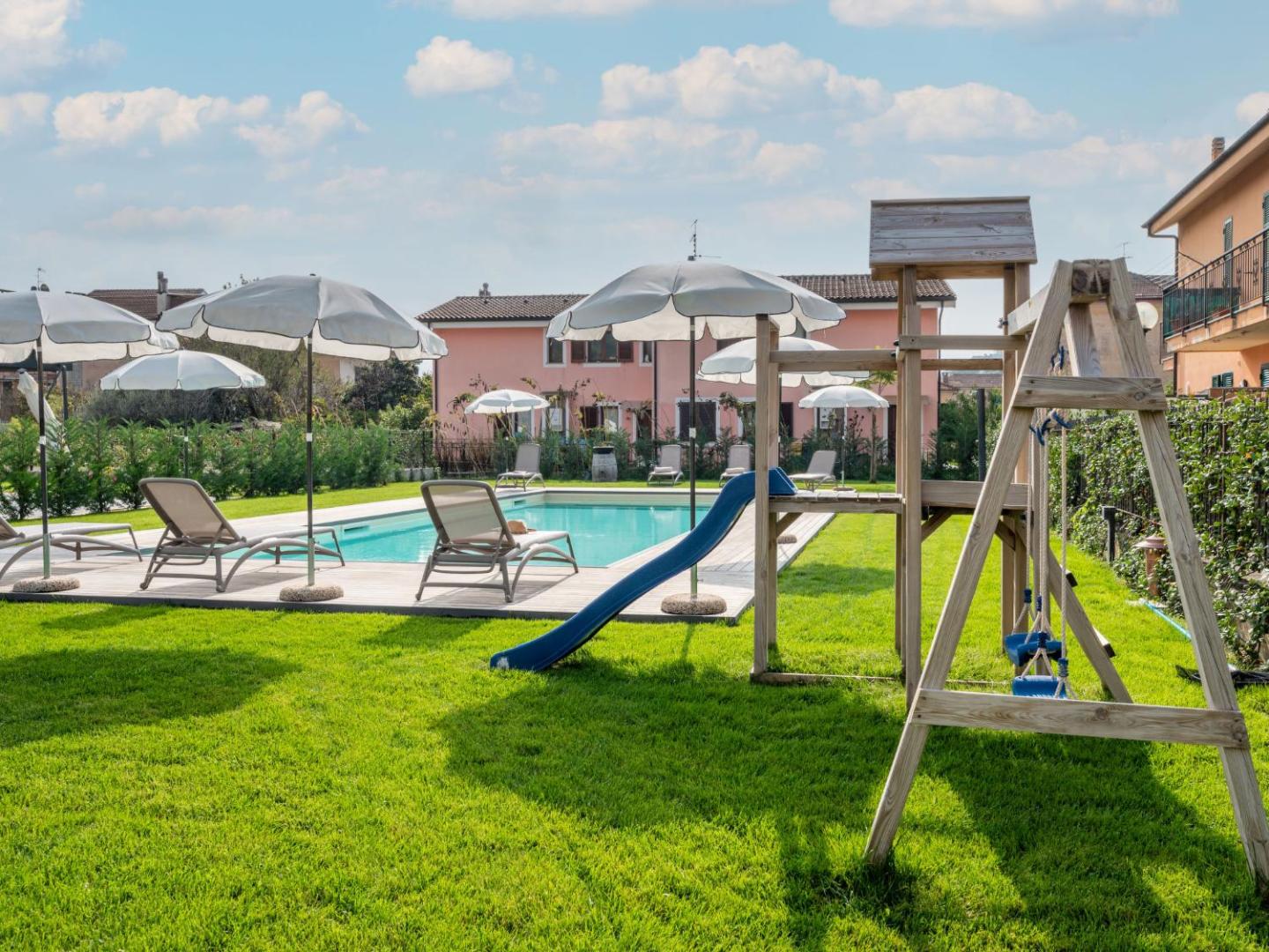 Kuva 9: Apartment Ormeasco by Interhome