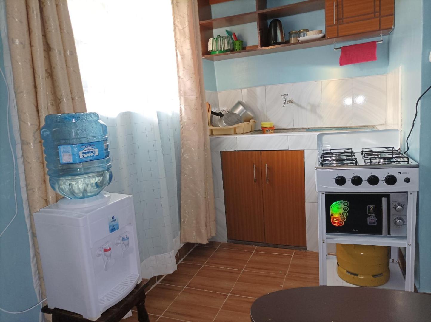 Billede 10: Devine Studio in Naivasha Town