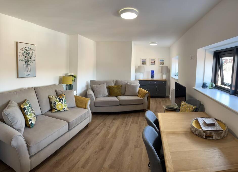 Foto 2: No5 at 53 - 2 bed apartment in Leek, Staffs Peak District