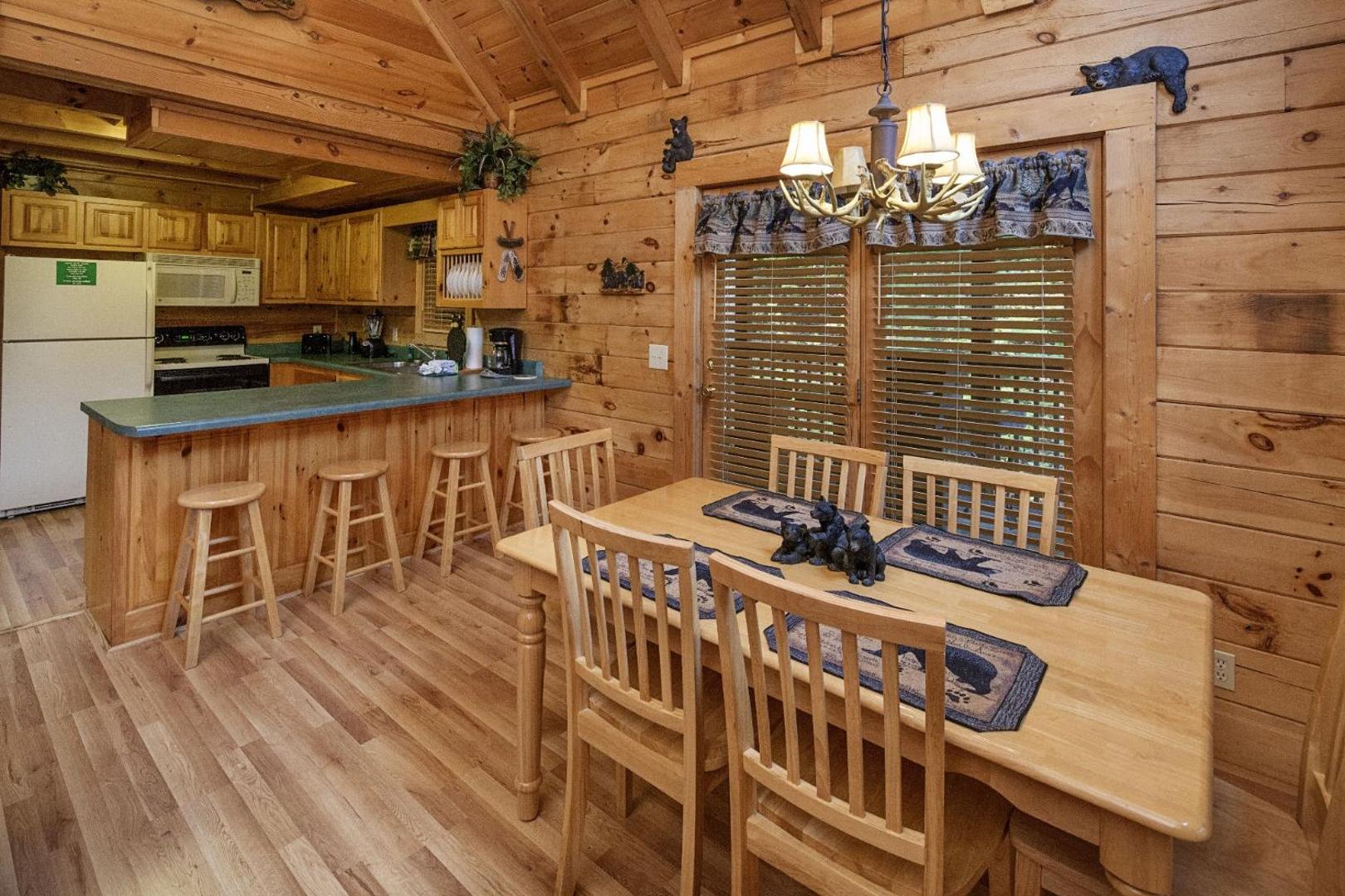 Billede 7: ER302 - Best of Times Great Location-Close to Town cabin