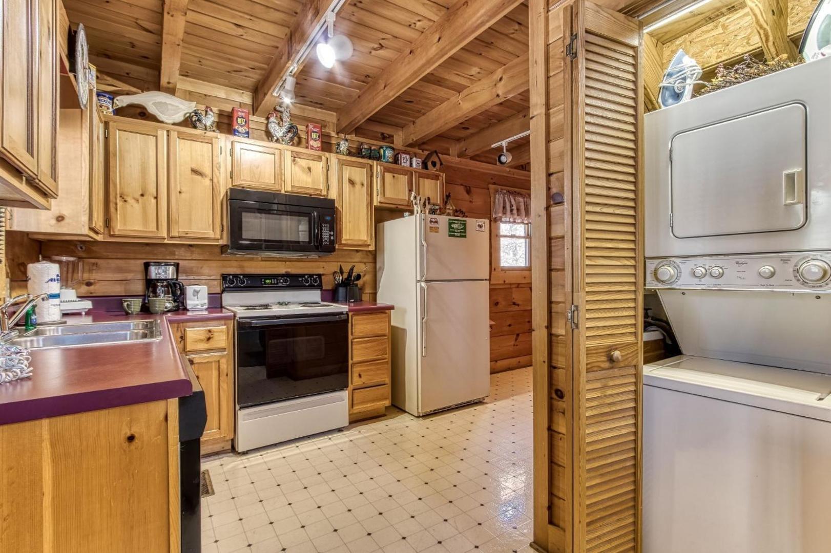 Billede 10: ER84 - Serenity Summit - Great location, Close to all the action! cabin