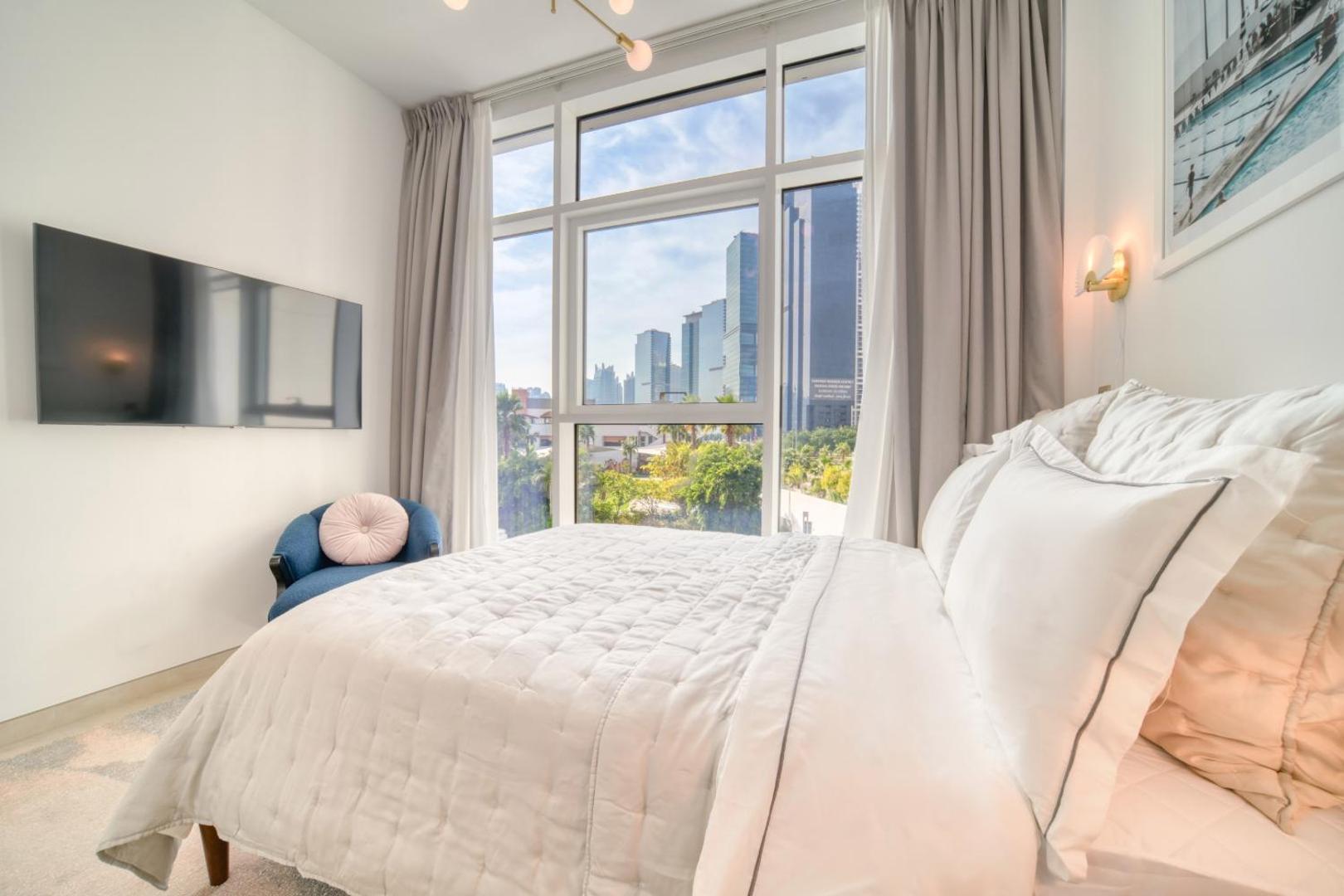 Bild 7: Studio with City Views, Jumeirah Lake Towers - Mint Stay