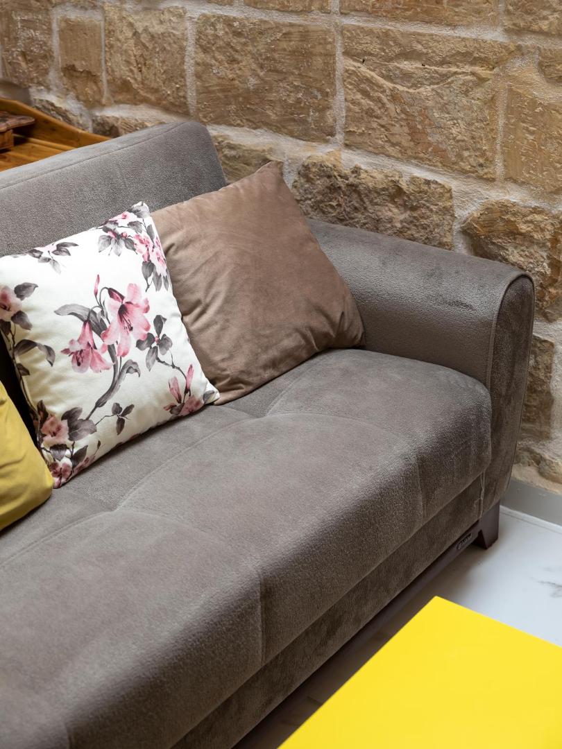 Φωτογραφία 7: Chic, Stylish 1 Bedroom Maisonette - Close to Valletta