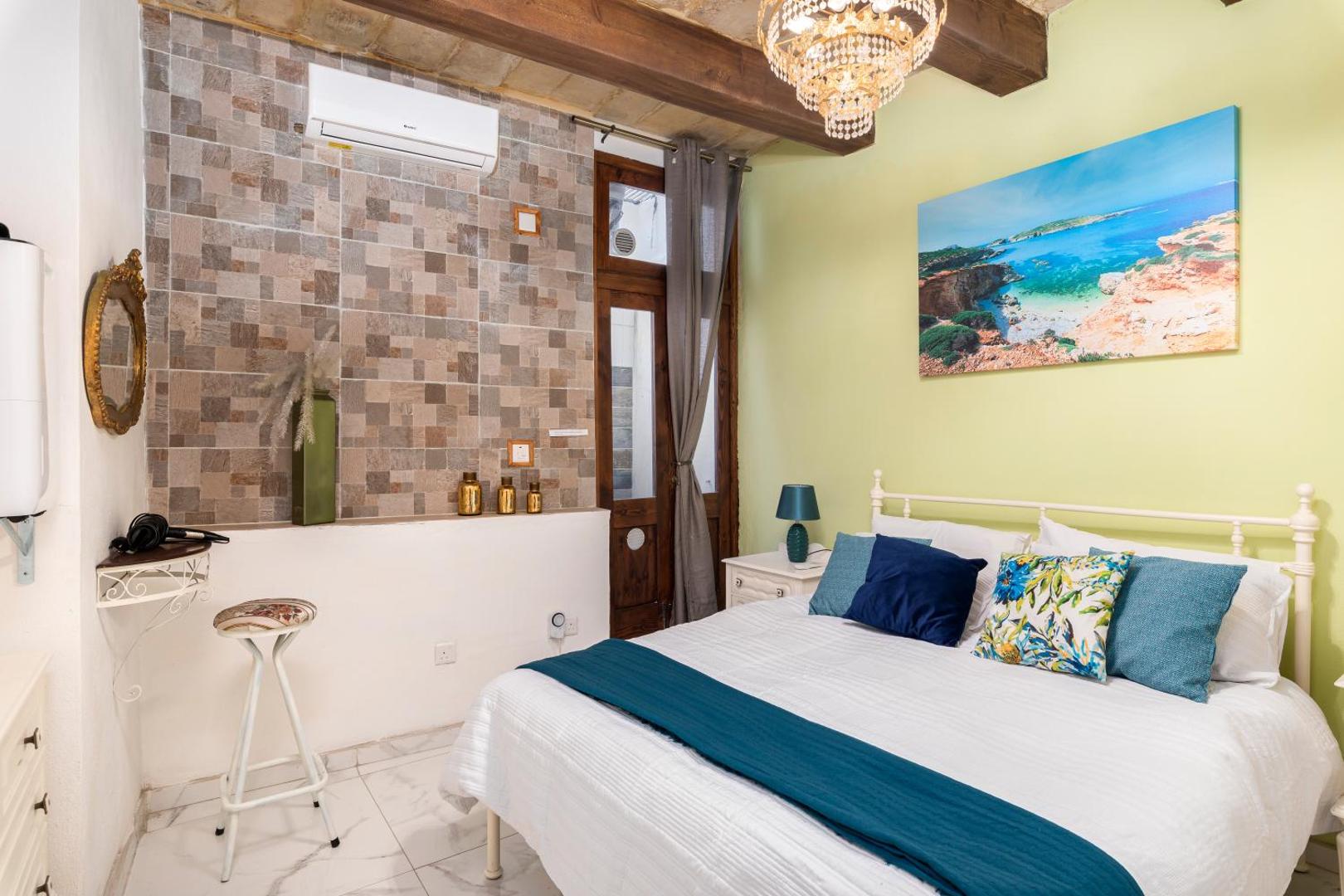Φωτογραφία 3: Chic, Stylish 1 Bedroom Maisonette - Close to Valletta