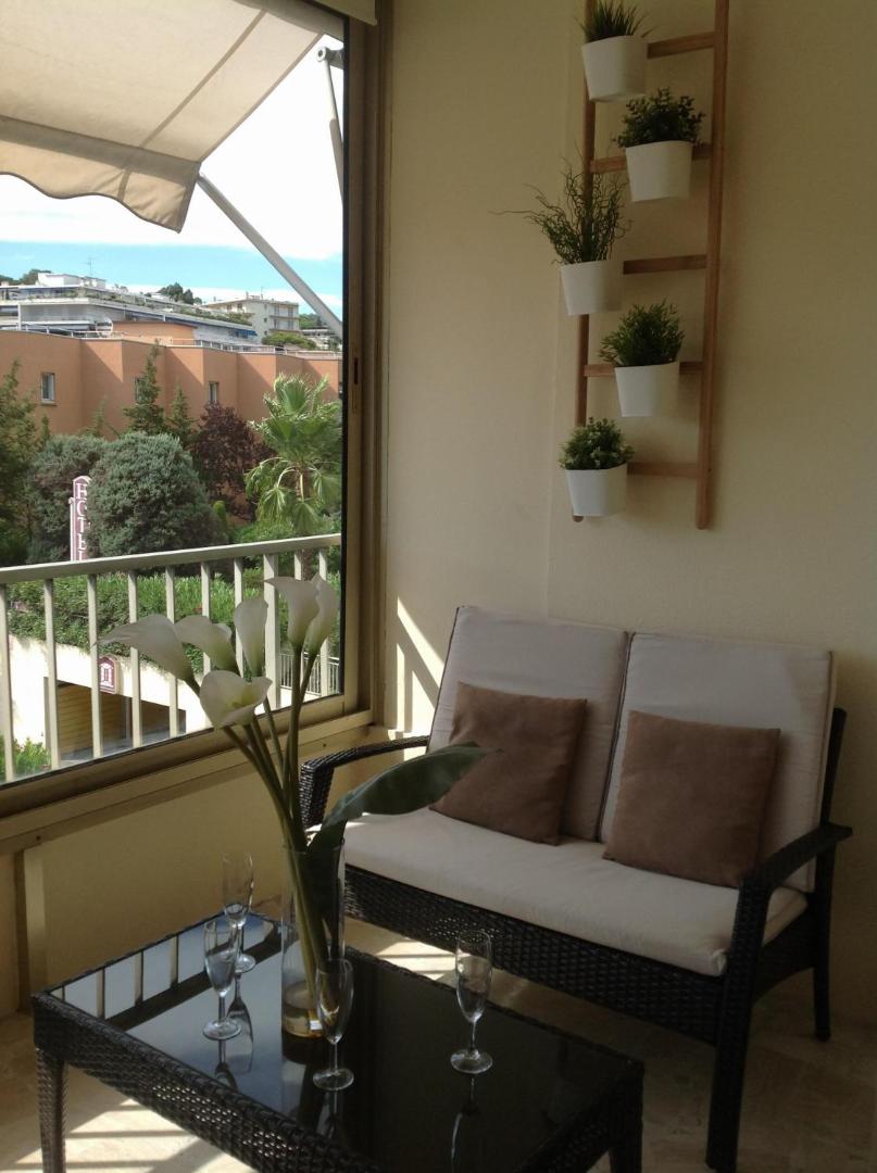 Zdjęcie 6: Spacious studio in the center of Cannes nice terrace easy walk to the Croisette and Palais - 1923