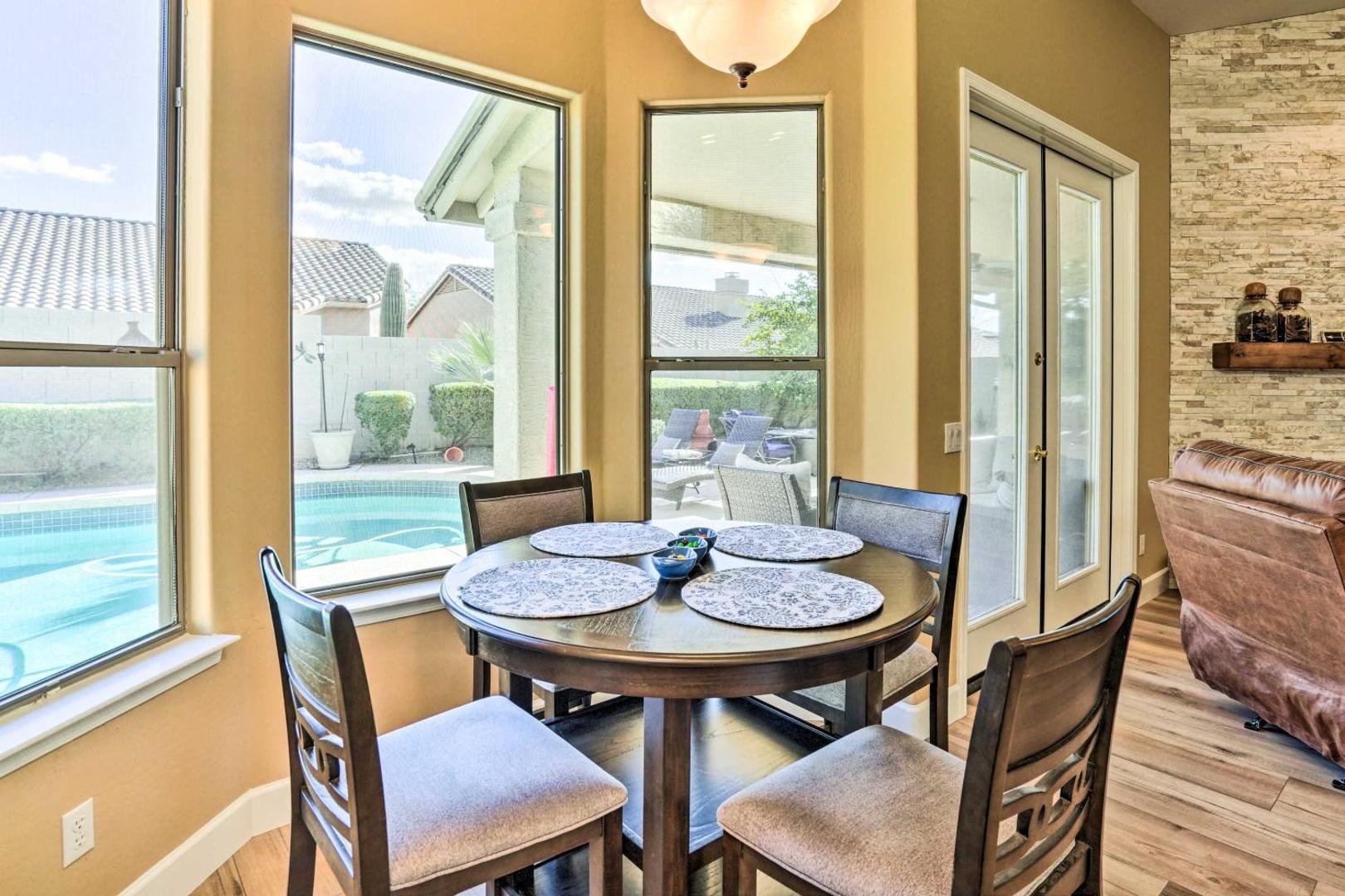 Foto 5: Pool, BBQ and Fire Pit Family Home in Cave Creek