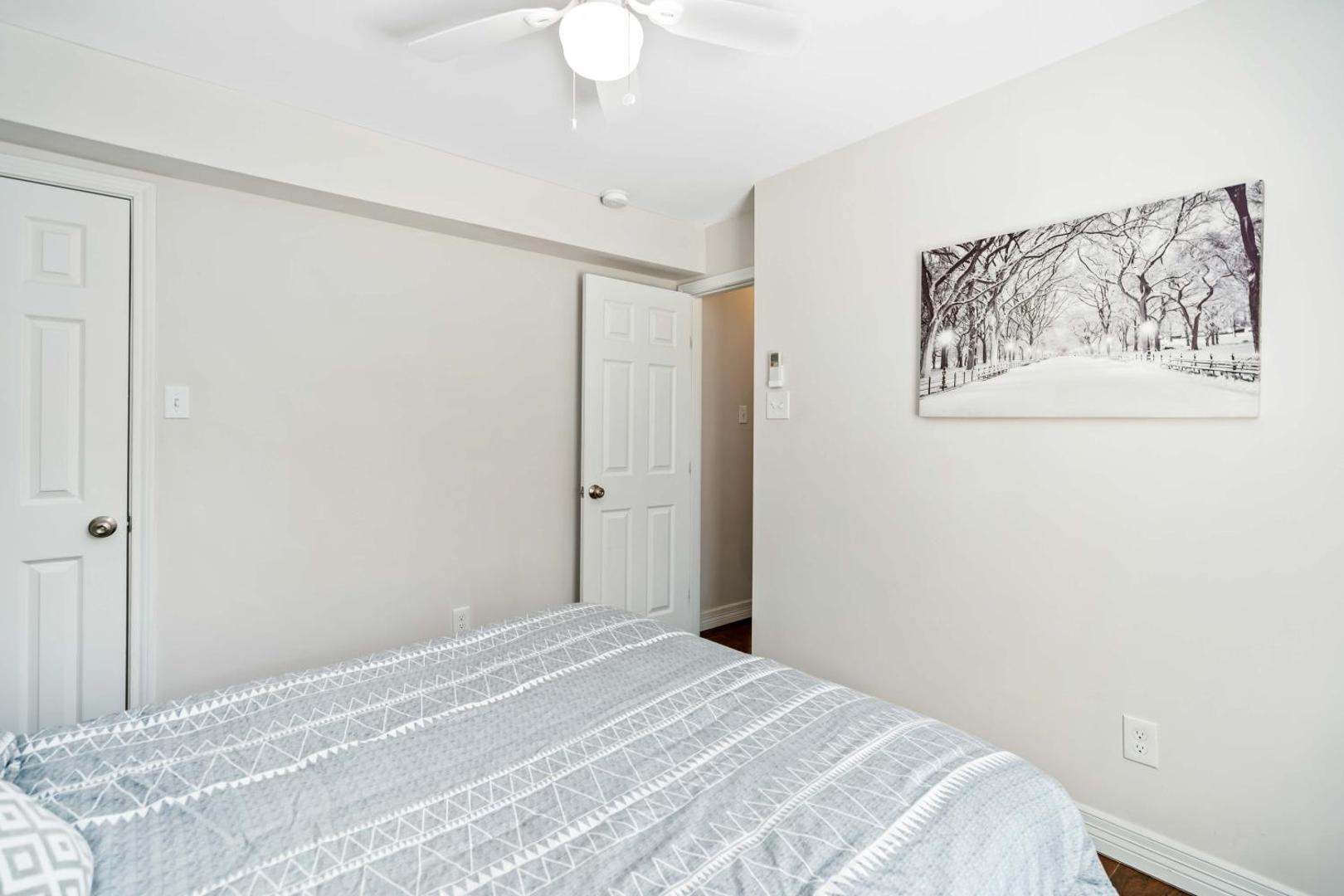 Fotografie 10: Stunning & Vibrant APT 7 Min From TX Med Center