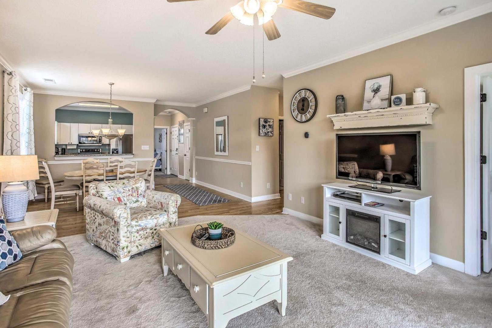 Foto 5: Pool, Beach & Golf: Barefoot Resort Condo!