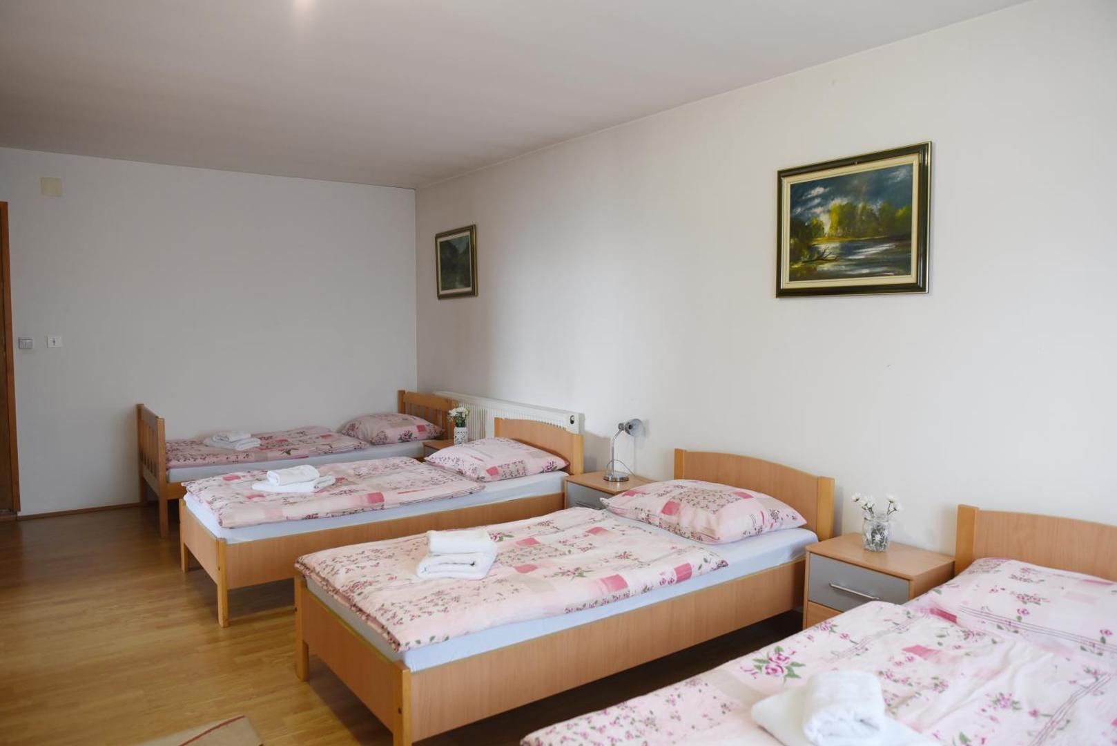 Foto 6: Prenoćište Džinić