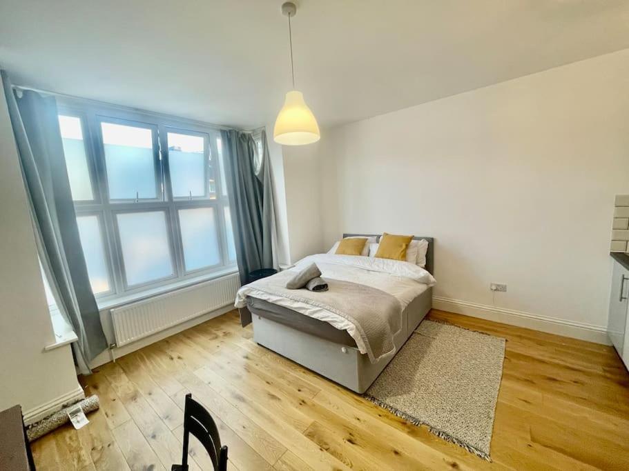 Φωτογραφία 5: SE4, Self contained studio flat.