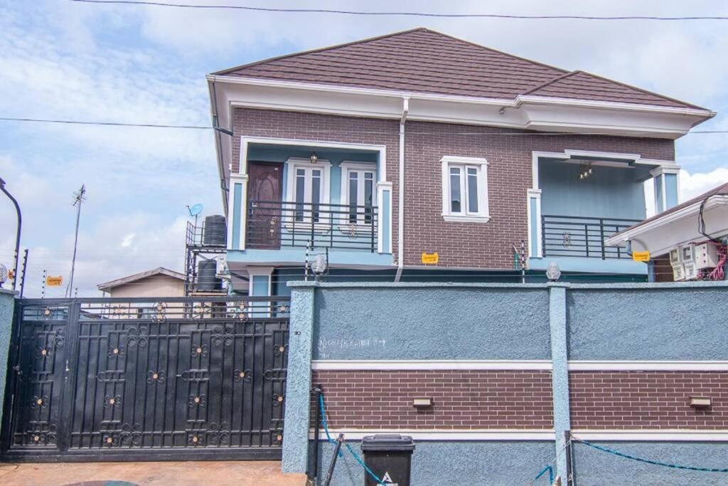 Φωτογραφία 8: Spacious & Homely 3BR Serviced Flat in Ogudu, Lagos - with less than 20min drive to/fro the International Airport