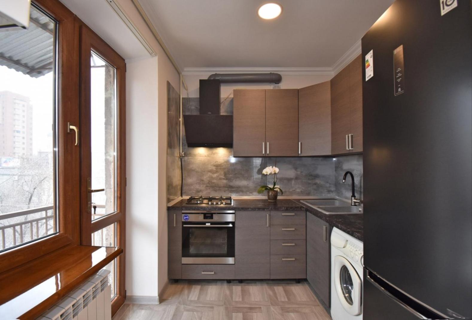 Fotografie 9: Separate beds in a specious apartment, Komitas 27