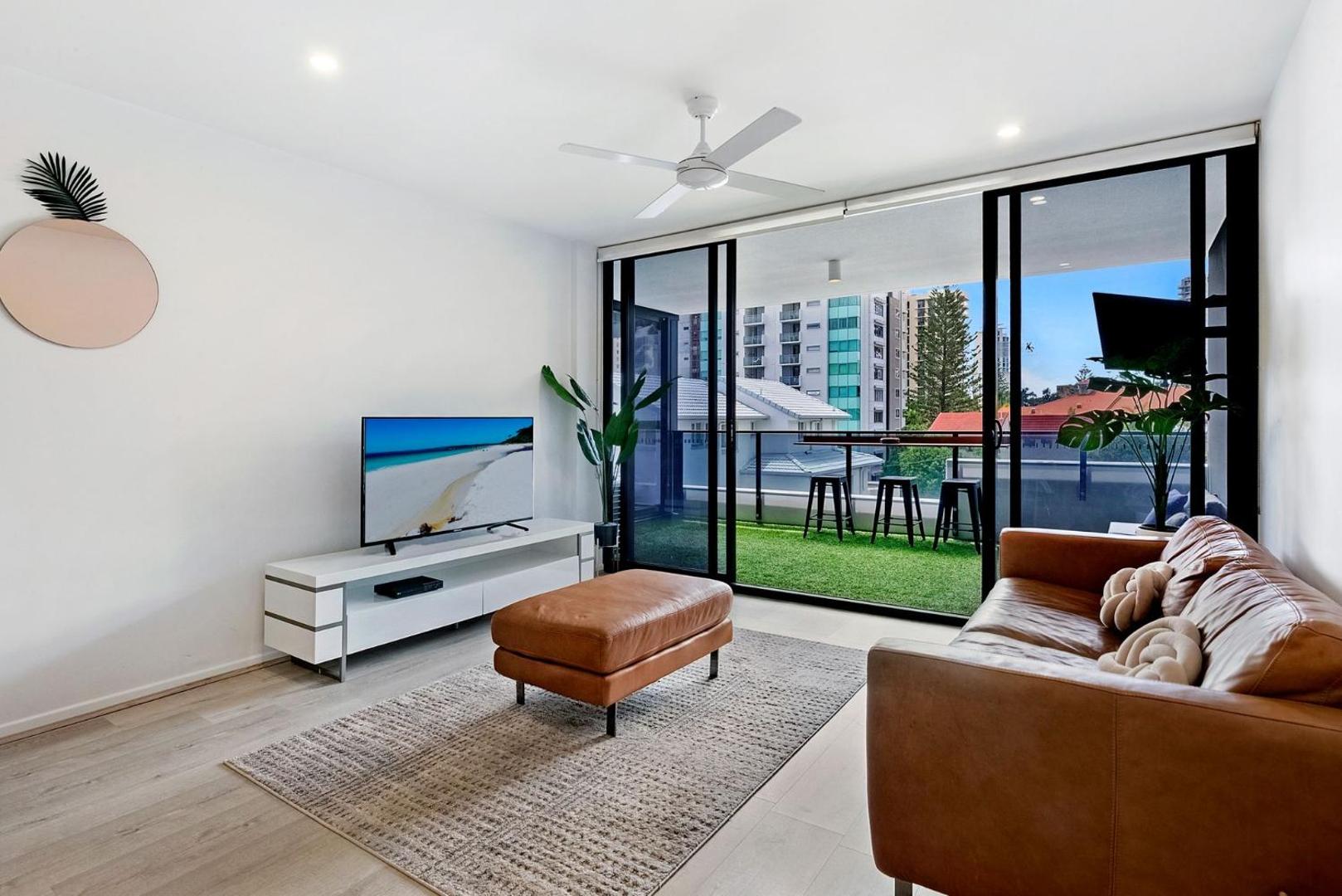 Billede 4: Broadbeach - Modern 2 Bedroom Apartment at Synergy