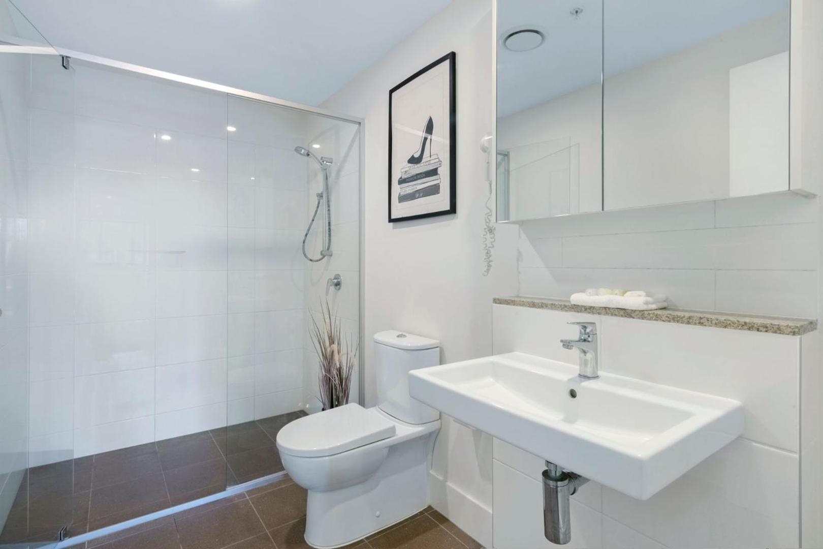 Billede 7: Broadbeach - Modern 2 Bedroom Apartment at Synergy