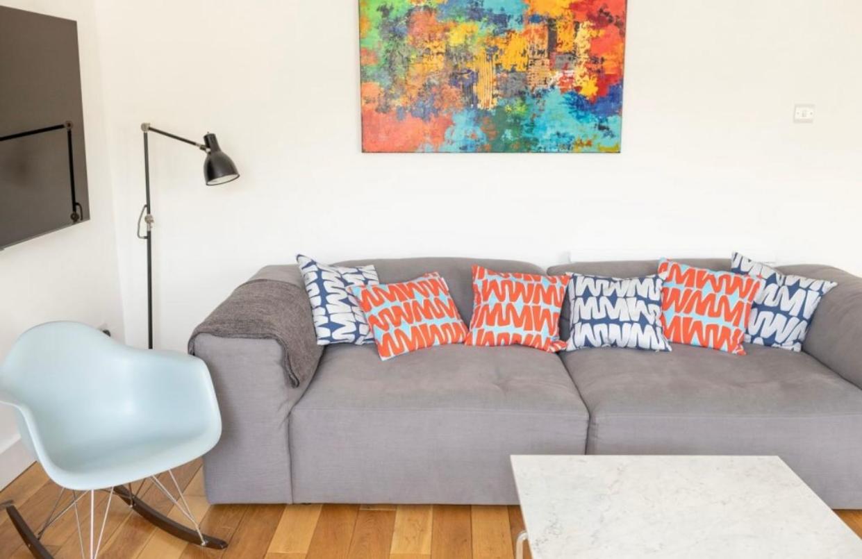 Fotografia 9: Cool, Quiet Notting Hill 2 BED Top Floor APT