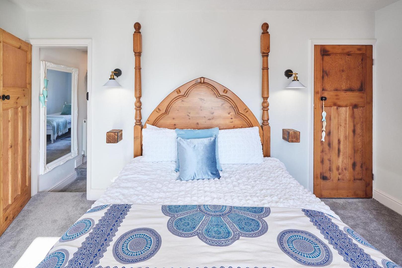 Фотография 8: Host & Stay - Mumbles Cottage