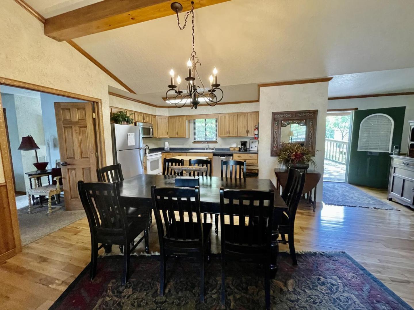 Bild 8: C17 - Lake view three bedroom, three bath log-sided cottage with private hot tub overlooking Lake Ouachita