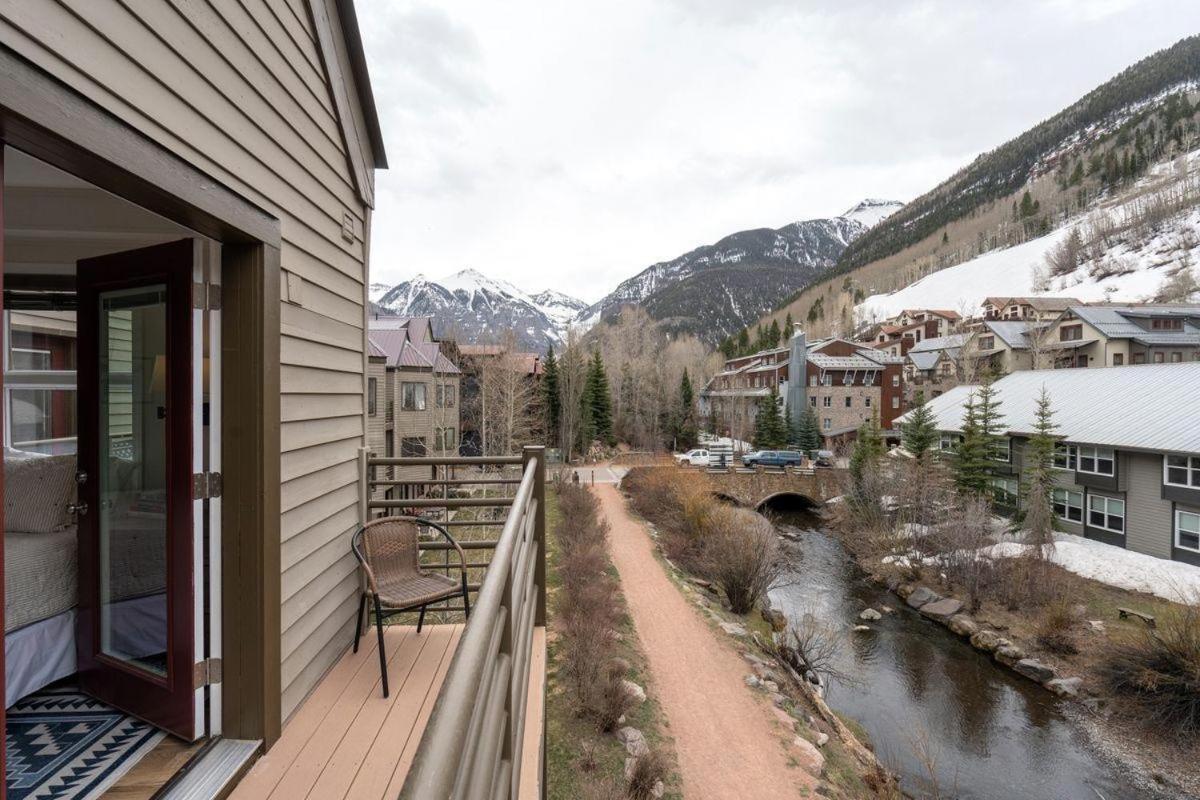 Zdjęcie 10: Cloud Nine, Walk to Gondola, Top Floor on River & Hot Tub condo