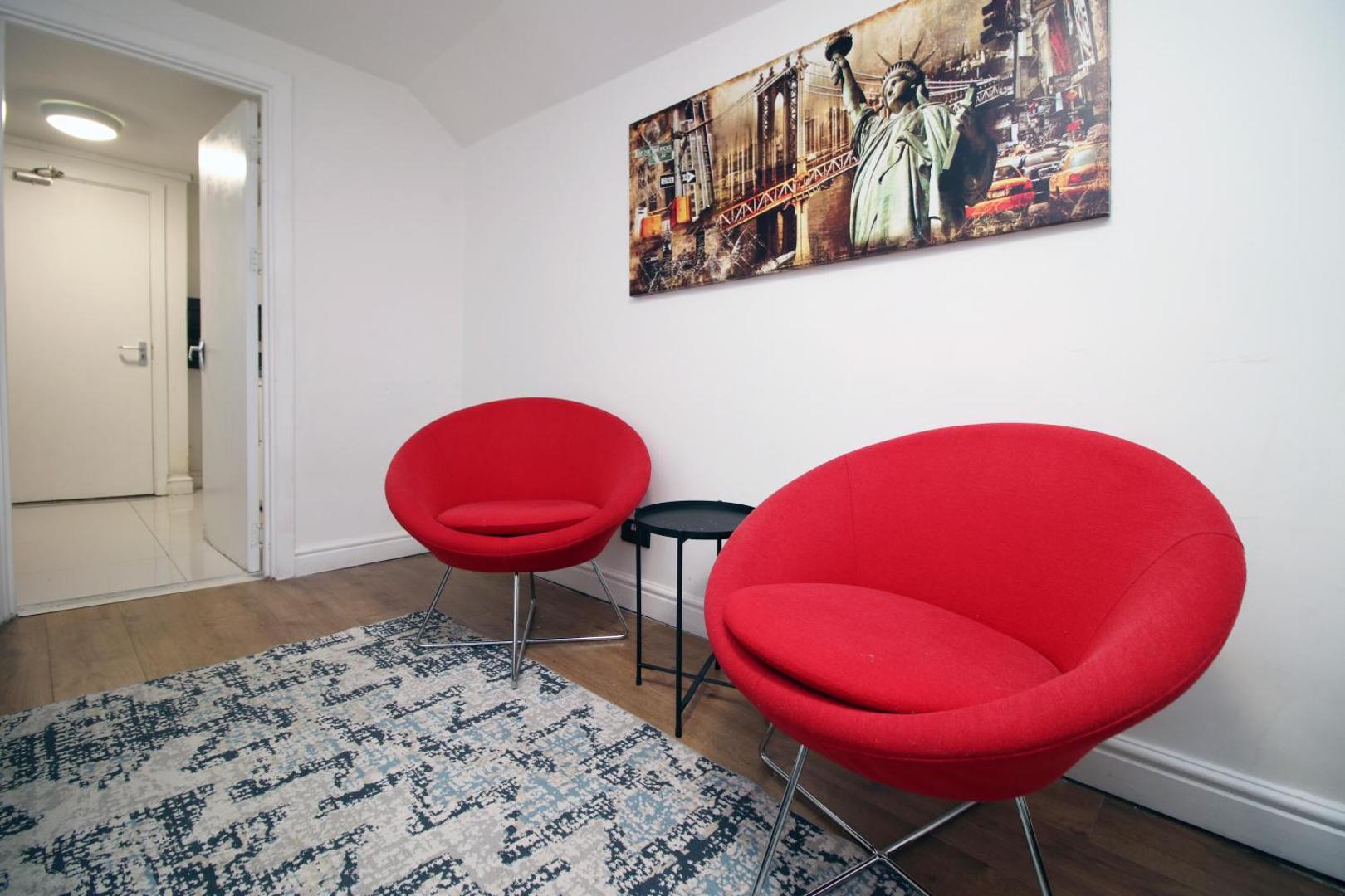 Zdjęcie 5: Studio - Sleeps 10 - Parking - Wifi