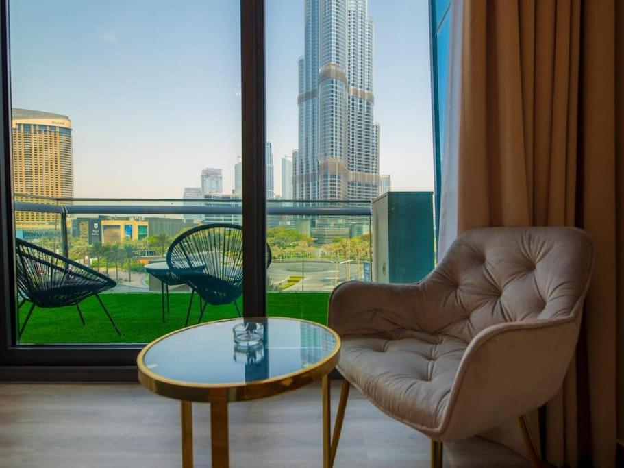 FIRST CLASS 2BR with full BURJ KHALIFA and FOUNTAIN VIEWの写真10