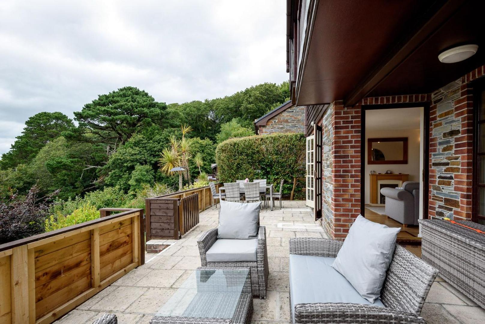 Foto 6: Looe, Cornwall, couples, families, quiet location, views, reliable Wi-Fi, 3 bed LANGUNNETT COTTAGE