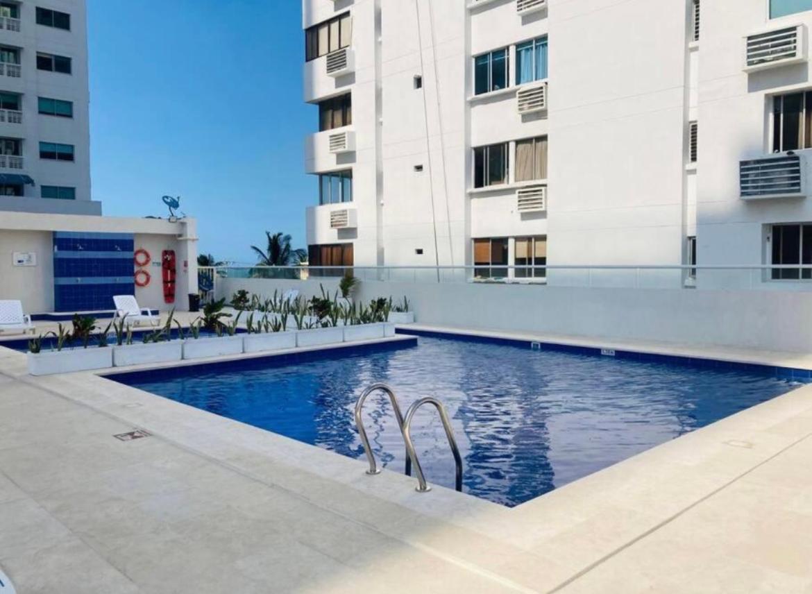 Kuva 10: SOL, ARENA, MAR, y PISCINA