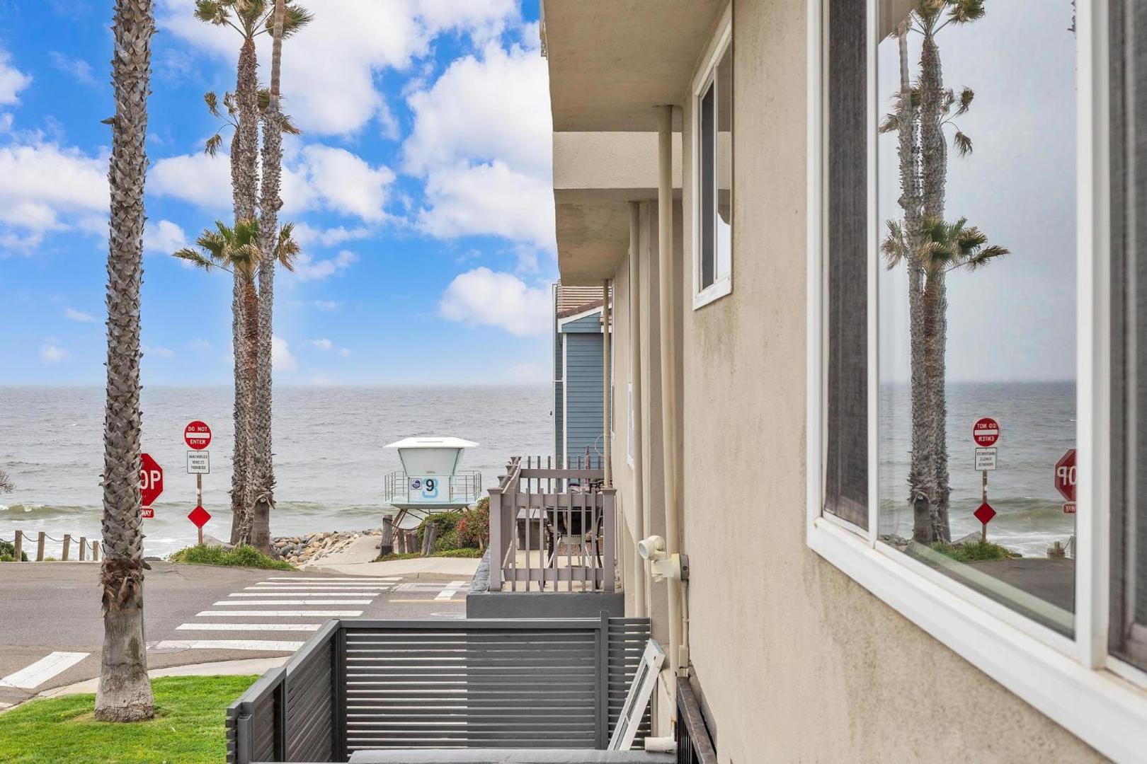 Billede 7: Tower 9 Oceanside, 1BD Boutique Retreat, Steps from the Beach, Sleeps 4