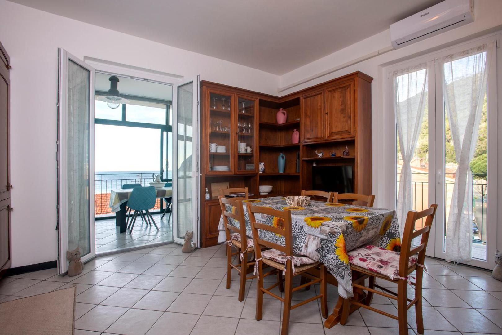 Fotografie 9: 162 - La Veranda Sull'Acqua, Fronte e Vista Mare Riva Trigoso, POSTO AUTO PRIVATO