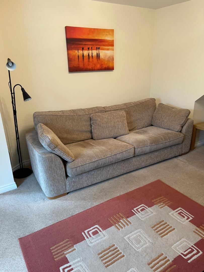 Foto 3: Spacious, Quiet, Sleeps 12, 3 bathrooms, Parking, KIA 1