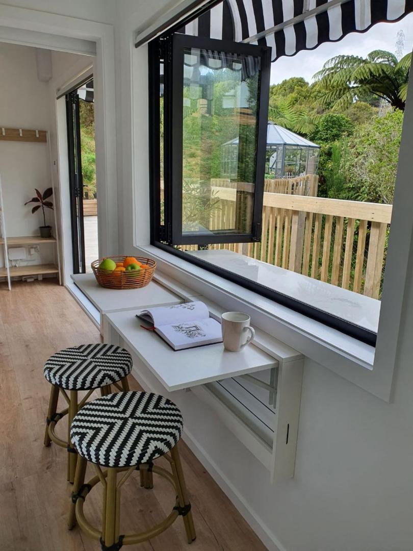 Φωτογραφία 5: Tiny house with greenhouse dining