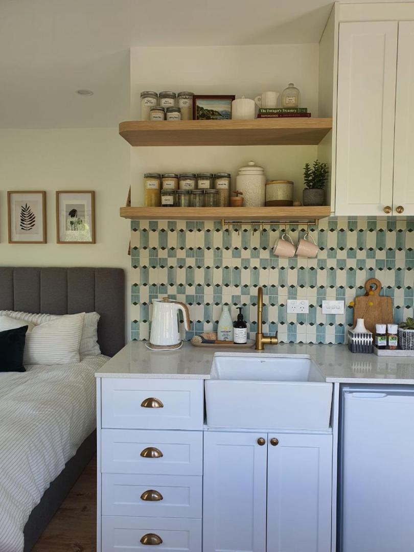 Φωτογραφία 10: Tiny house with greenhouse dining