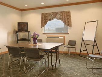 Foto 10: Super 8 by Wyndham Uniontown PA
