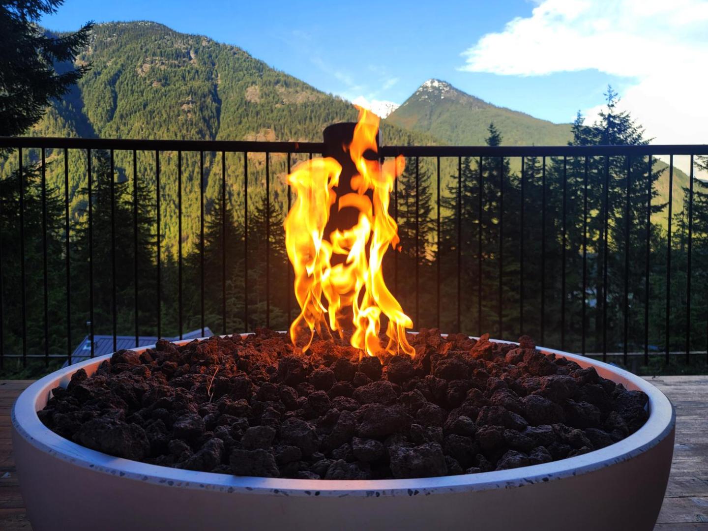 Billede 7: Gem by Manning Park: Luxury Loghouse “Ravenloft”