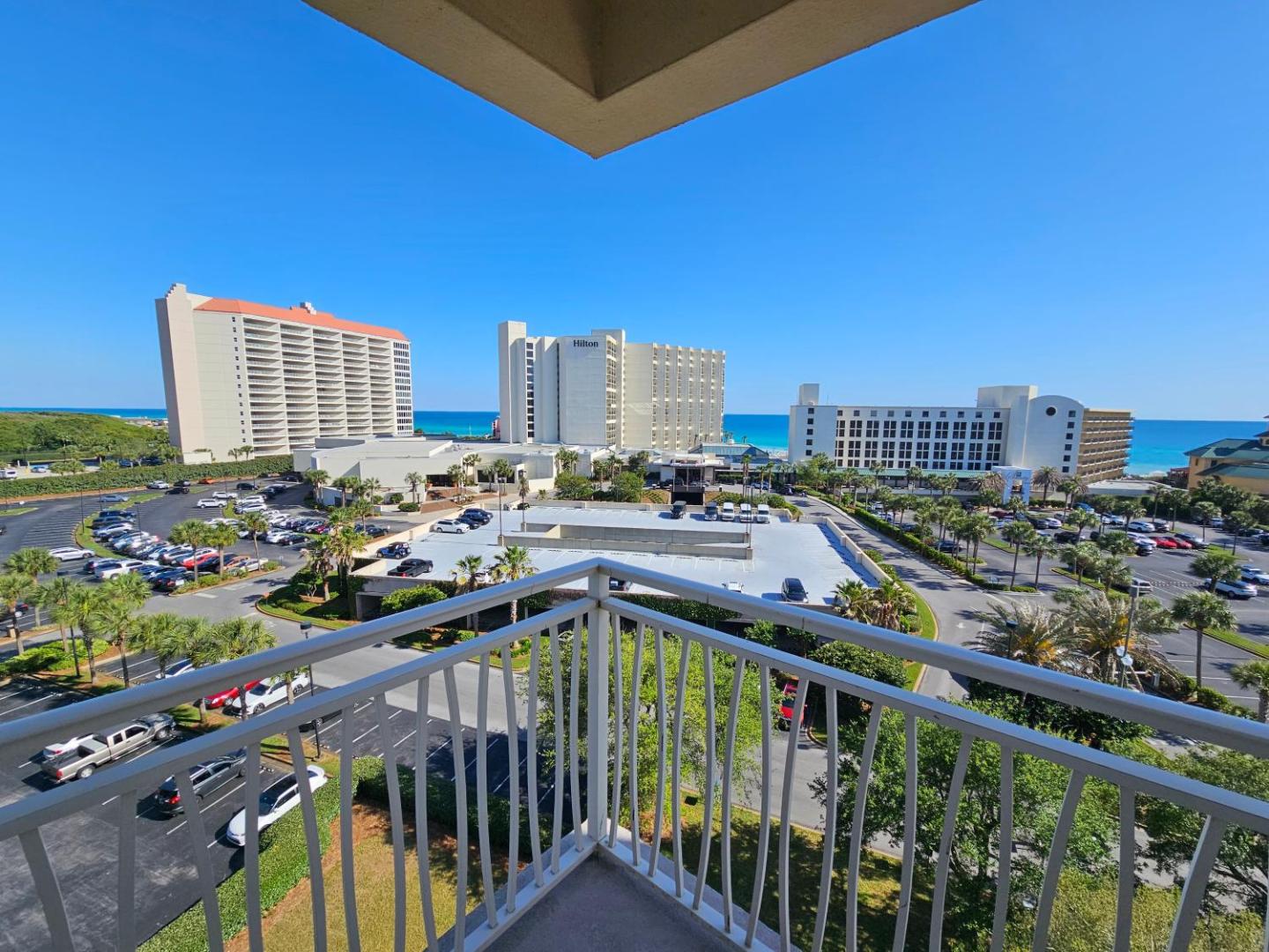 Foto 6: Luau 6531 in Sandestin by Skis and Seas Florida Beach Rentals 1 BR Beach Views