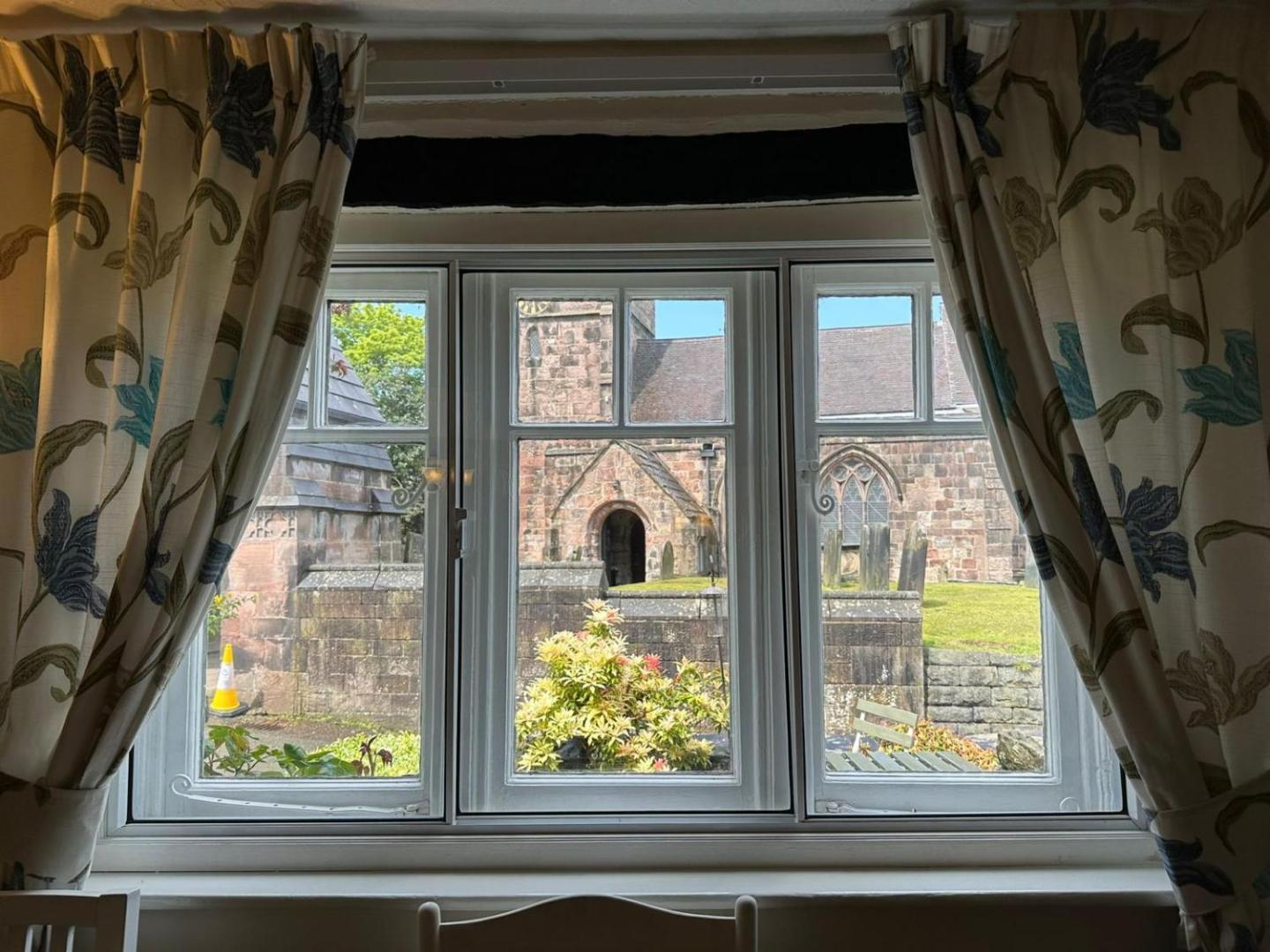 Foto 2: Chapter Cottage, Cheddleton Nr Alton Towers, Peak District, Foxtail Barns, the Ashes
