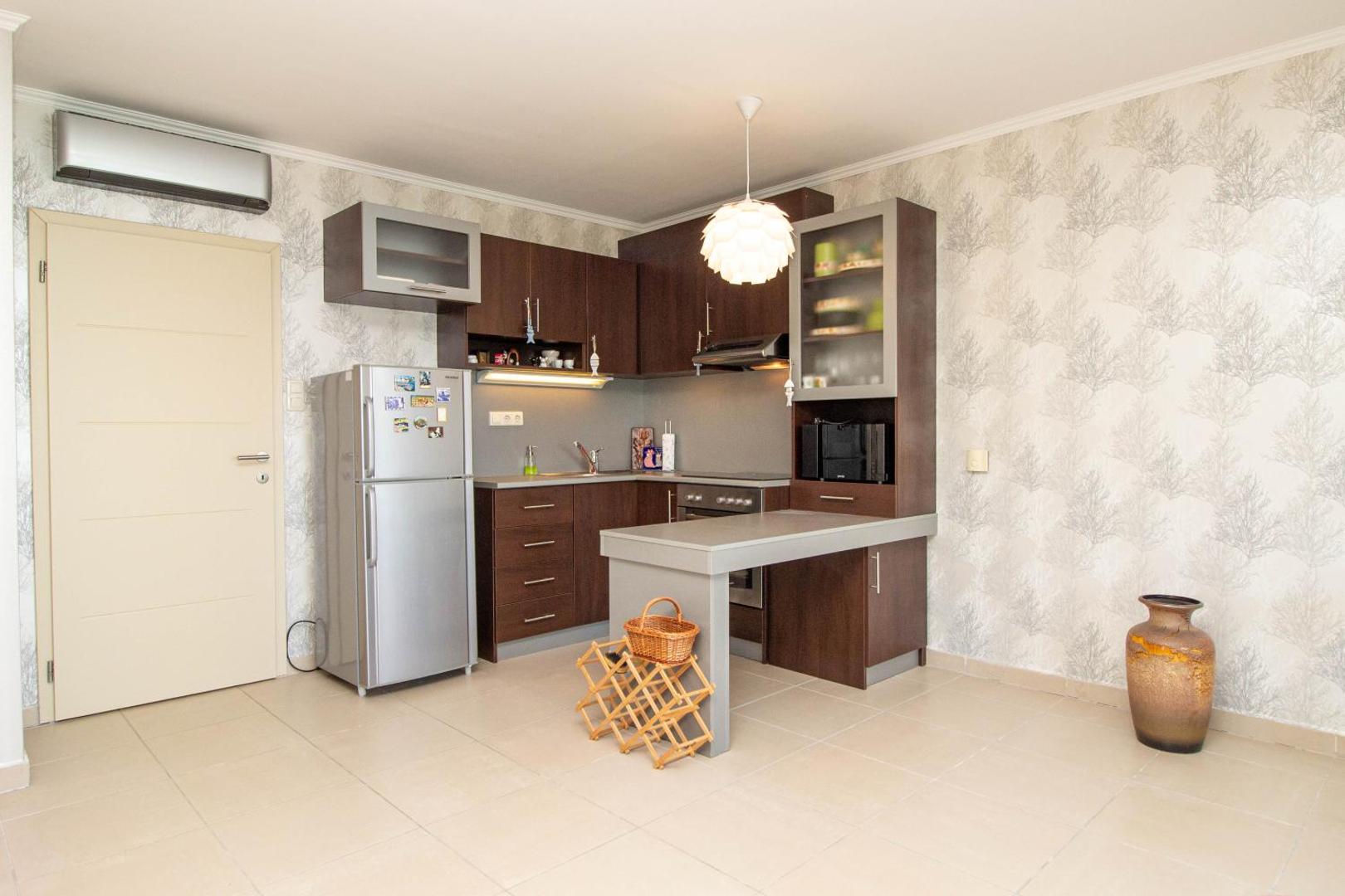 Billede 9: 976 - Lakóparkban teljes panorámás, közvetlen vízparti, 2 szobás modern apartman