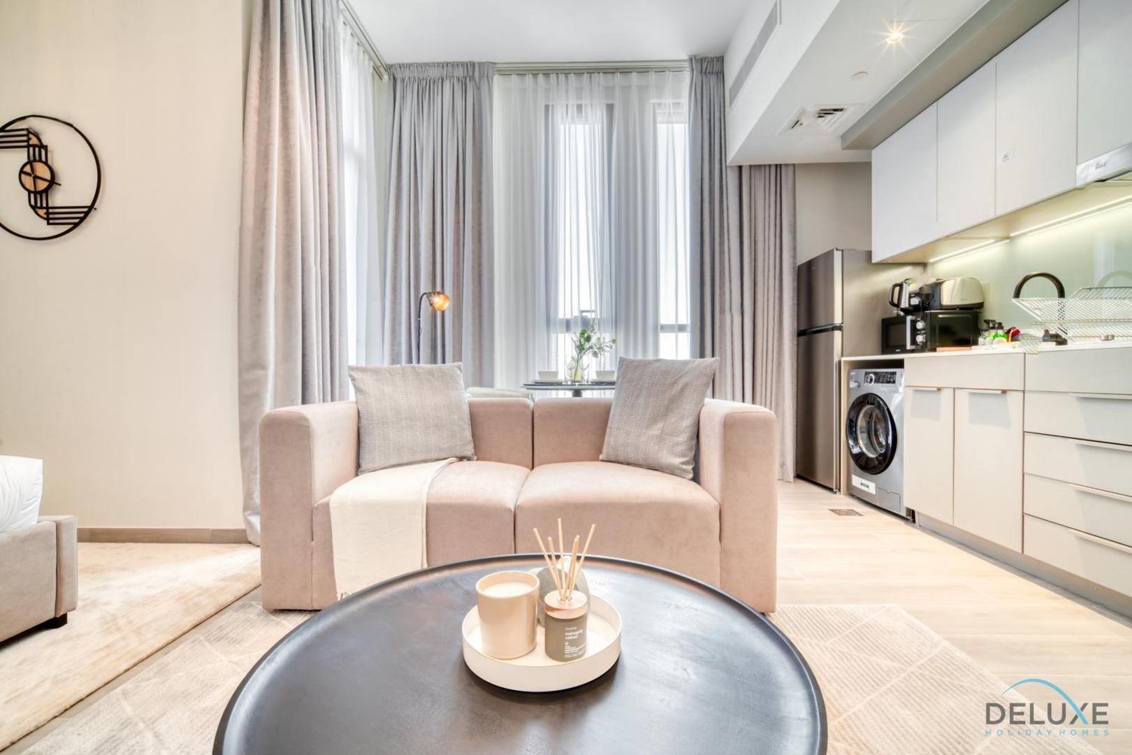 Bilde 9: Splendid Studio at Mesk 1 Midtown Dubai Production City by Deluxe Holiday Homes