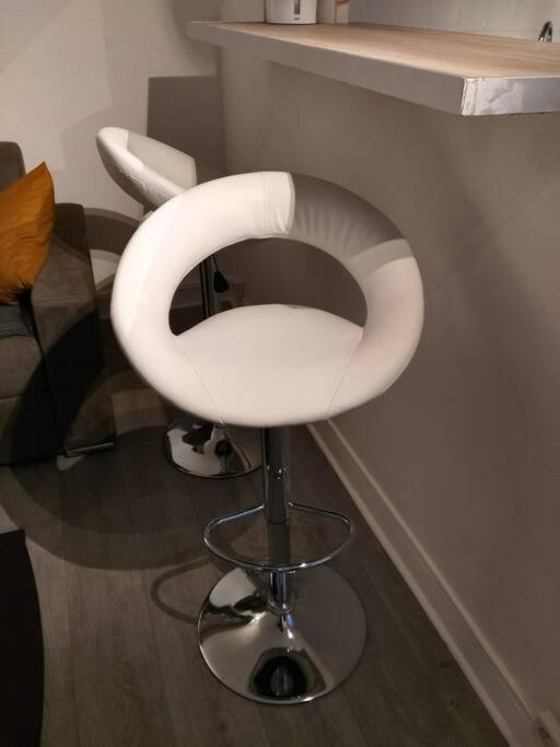 Comfortable & bright Parisian studio!的照片9