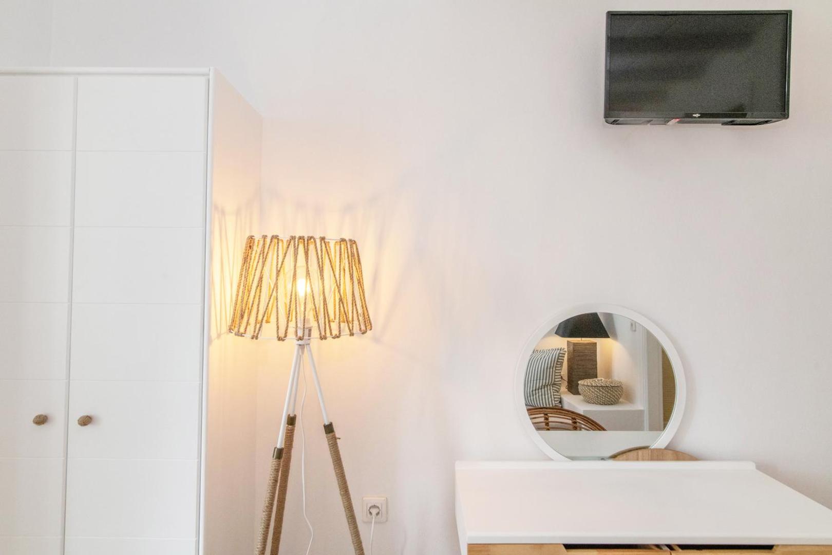 Bilde 6: Chora 5 - Central Rooms by TinosHost