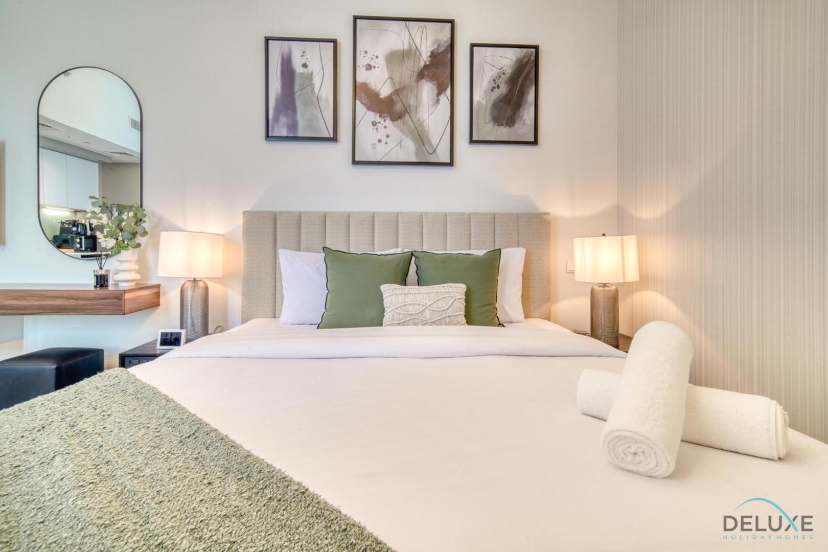 Photo 4 : Upscale Studio at Mesk 1 Midtown Dubai Production City by Deluxe Holiday Homes