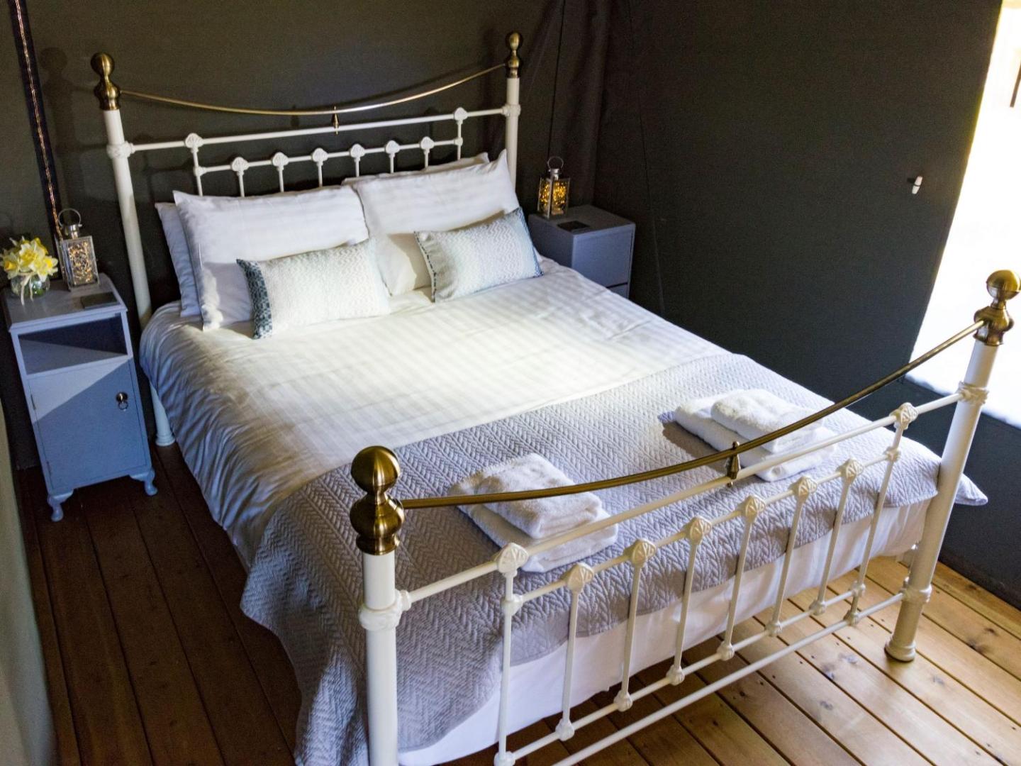 Billede 9: Canvas & Campfires, Luxury Safari Tent Glamping, only Seren Tent has a hot tub